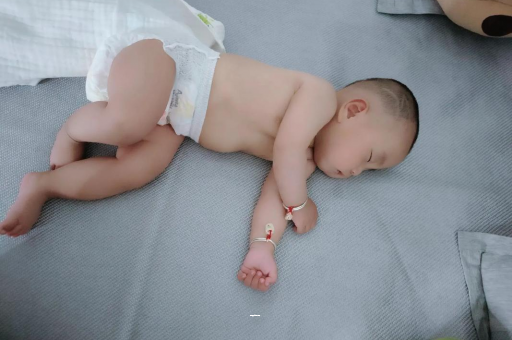 长垣宝宝尿有泡沫怎么回事
